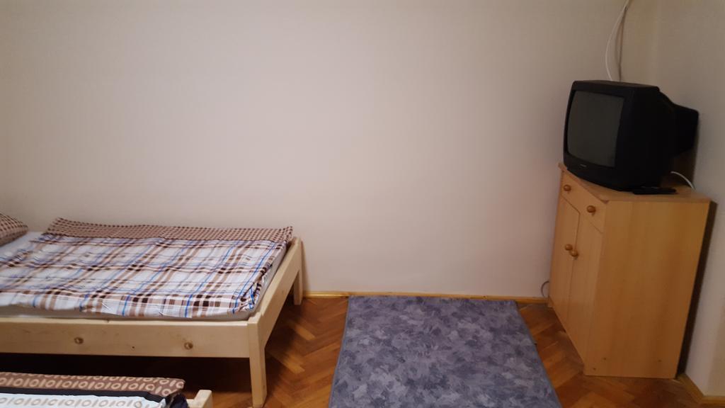 M&M Apartman Tiszafüred Exterior foto